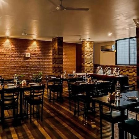 Hotel Sagar Inn Hadapsar Rooms Banquet Restaurant & Bar Phursungi Buitenkant foto