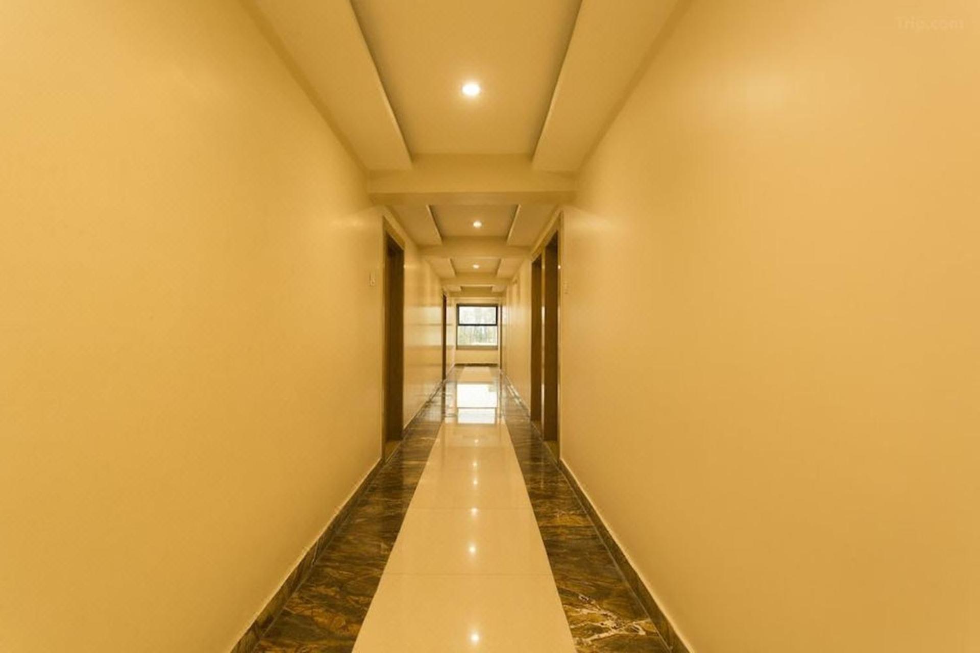 Hotel Sagar Inn Hadapsar Rooms Banquet Restaurant & Bar Phursungi Buitenkant foto